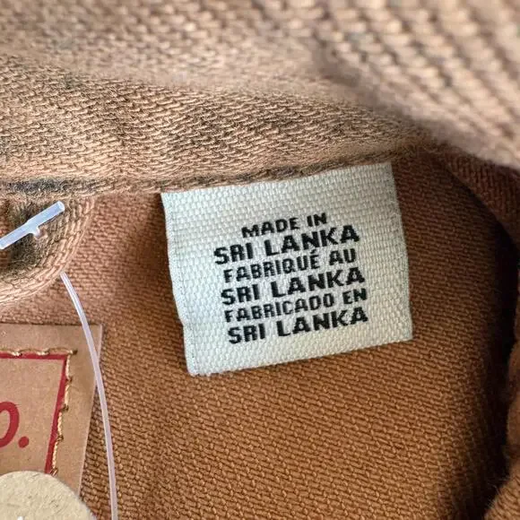 NWT Levis Womens Denim Trucker Vest Brown Garment Dye Button Front Cotton XS - Picture 4 of 8